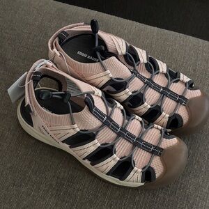 Eddie Bauer Women's Pink and Black Athletic Sandals